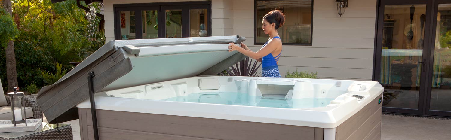 Hot Spring Limelight Pulse 2019 Coverlifter