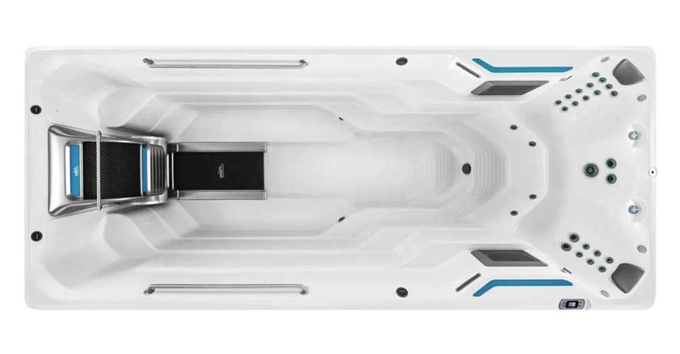 E700 swim spa from above