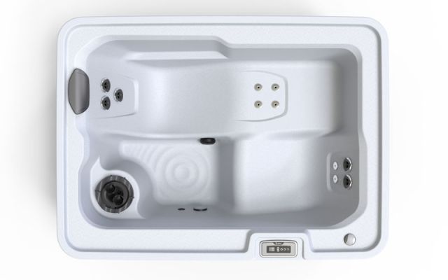 Overhead shot of a Freeflow Mini hot tub
