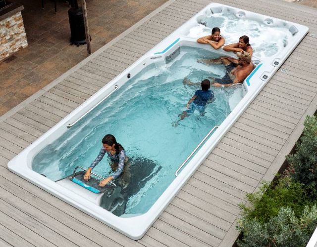 Swim Spa E2000